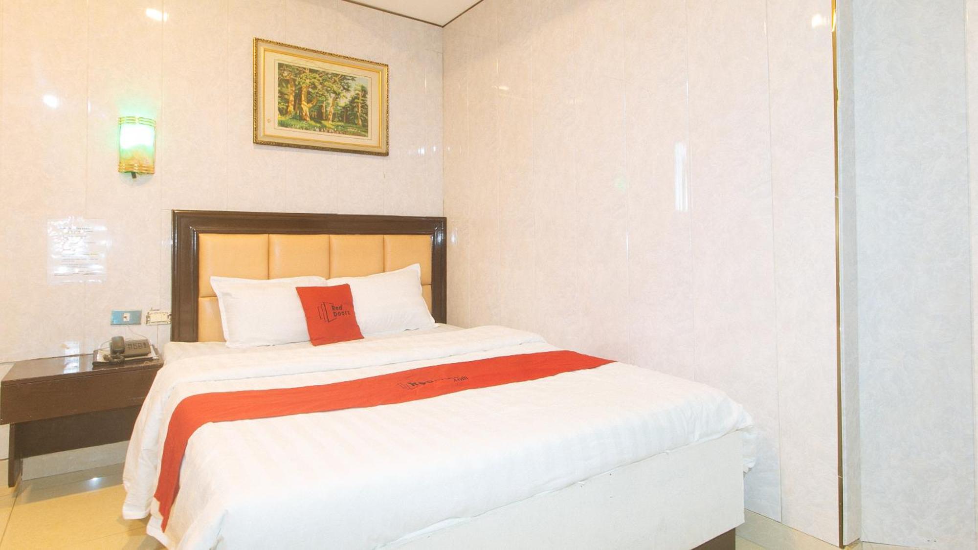 Reddoorz At Winter Hotel Araneta Кесон-Сити Экстерьер фото